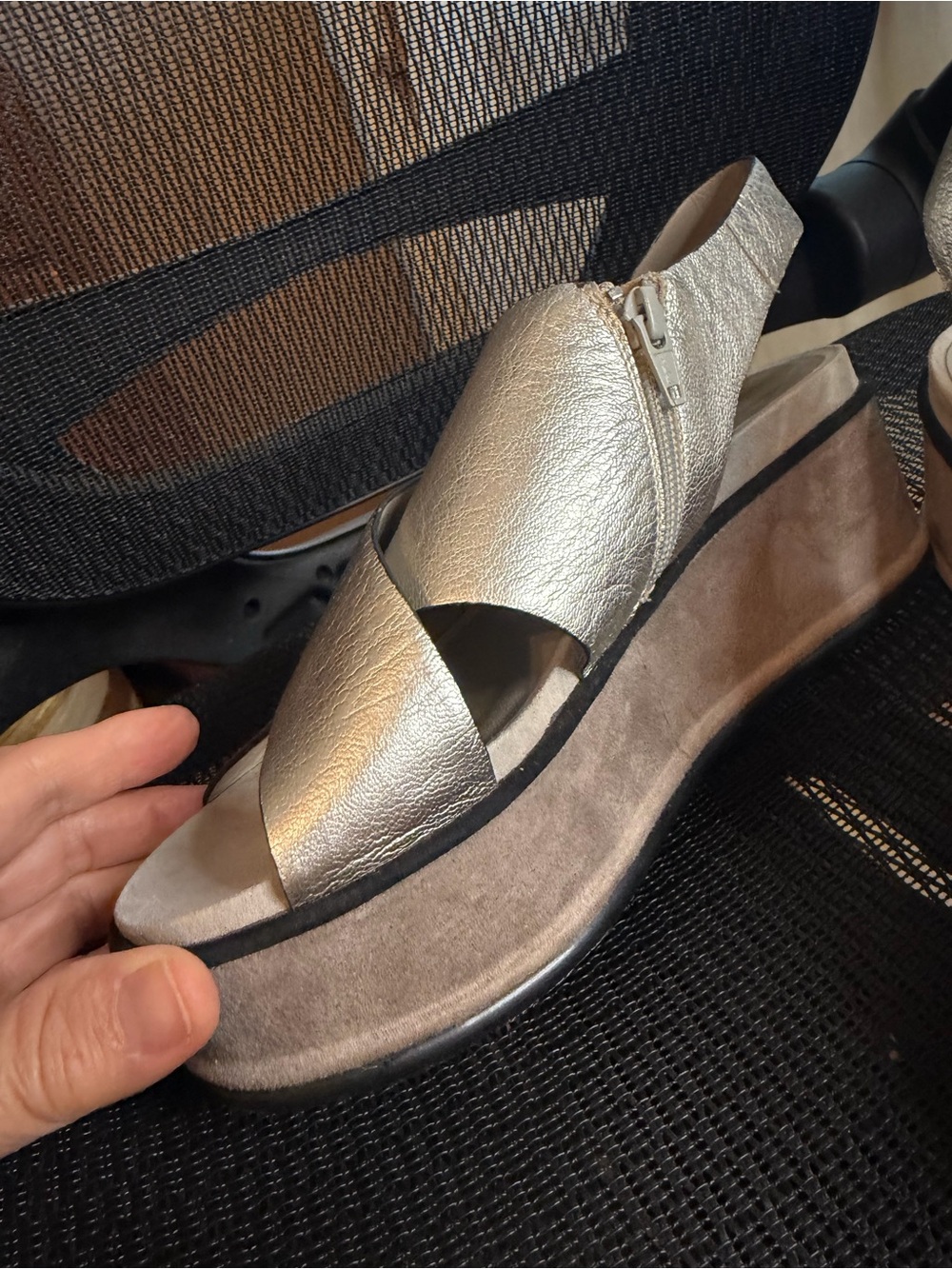 Metallic Soft Gold Platform Slingback Sandals - Picture 2 of 11